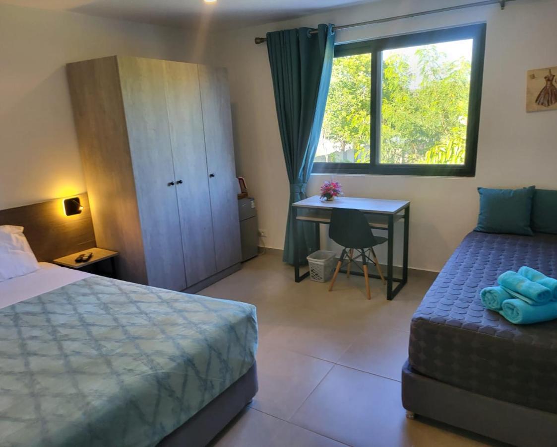 Hotel Oasis-Dream Holidays - La Petite France Сан-Бернардіно Екстер'єр фото